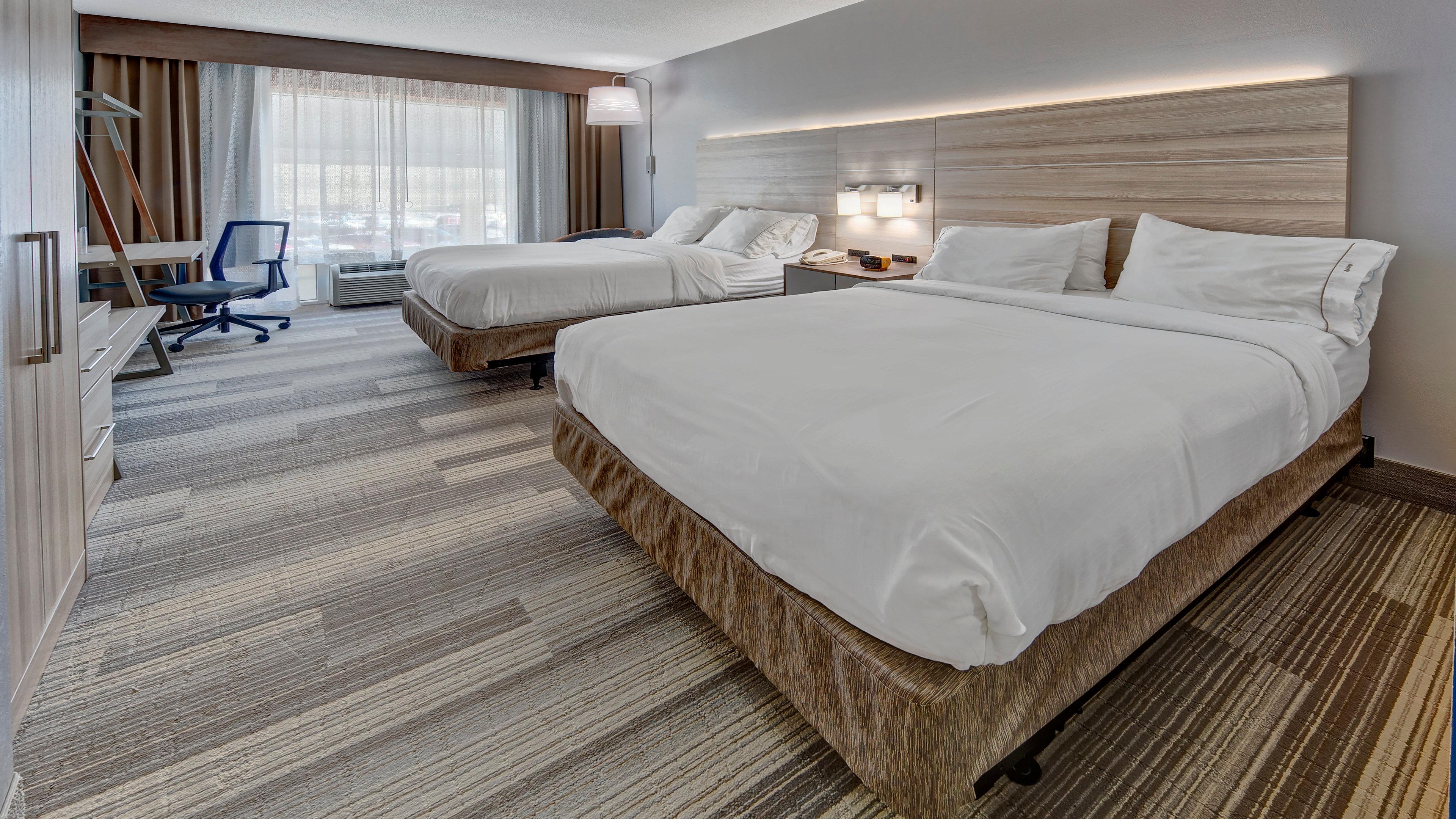 Holiday Inn Express Hotel & Suites London By Ihg Exterior foto