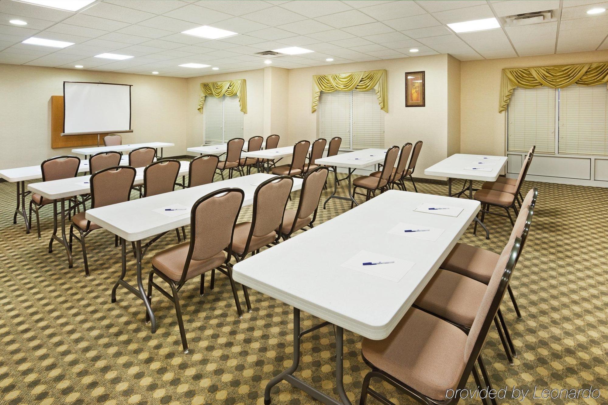 Holiday Inn Express Hotel & Suites London By Ihg Facilidades foto
